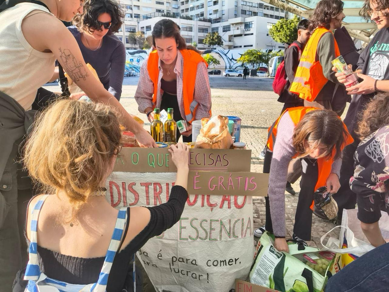"Eles comem tudo e não deixam nada"